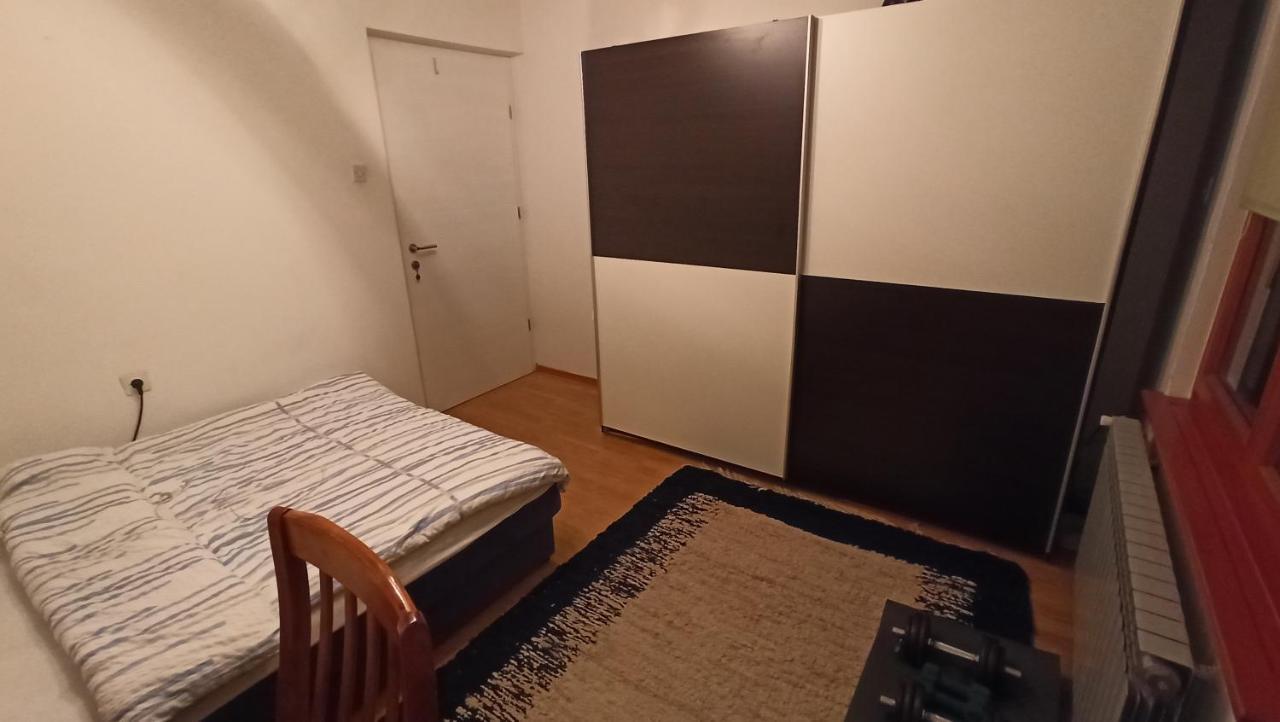 סראייבו Cozy Room With A Balcony מראה חיצוני תמונה